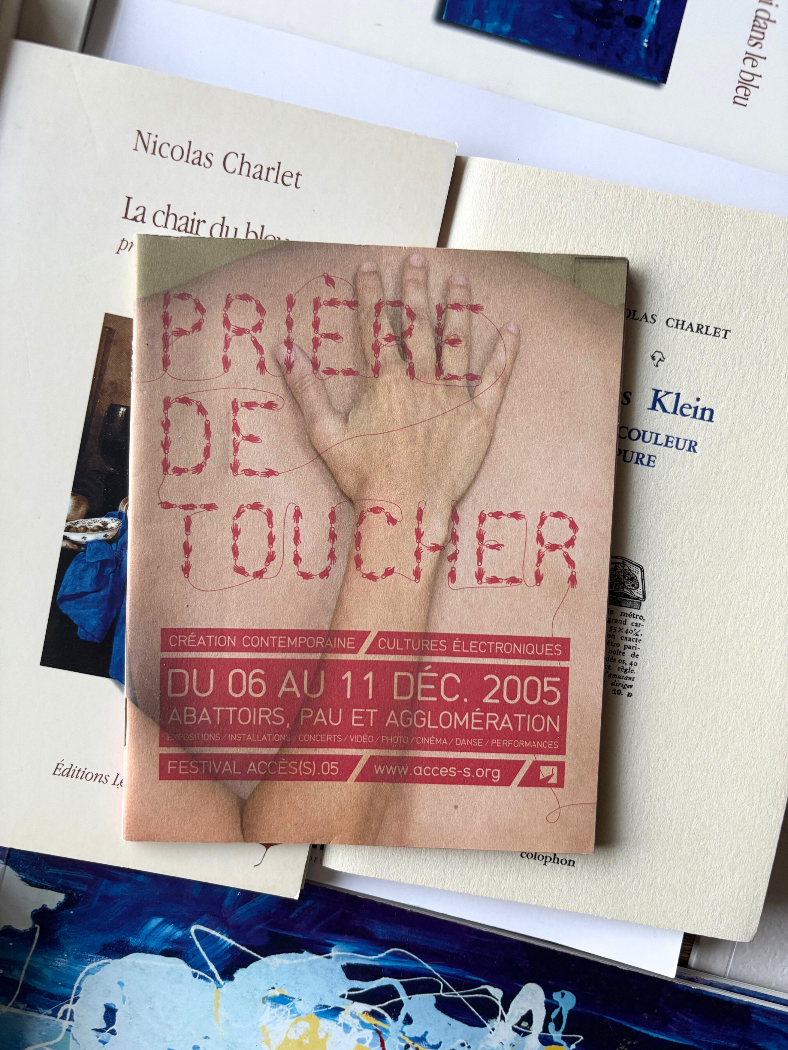 Catalogue d'exposition du festival Accès(s) 2005. Commissariat d'exposition : Nicolas Charlet