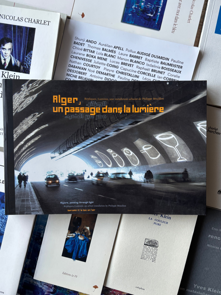 Livre éAlger, un passage dans la lumière" par Nicolas Charlet et al.